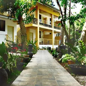 https://maya-playa-resort.hotelspanglao.com