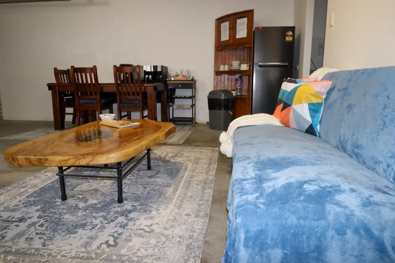 Blk Stays Guest House Deluxe Unit One Side Morayfield